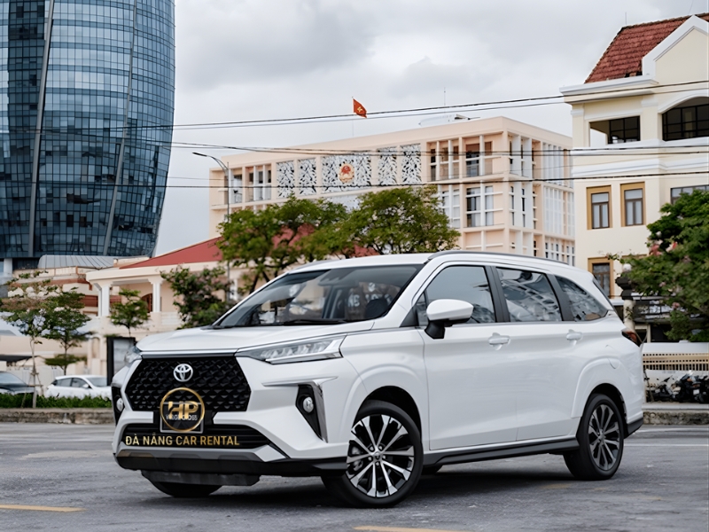 cho thuê xe oto tự lái Vloz Cross 1